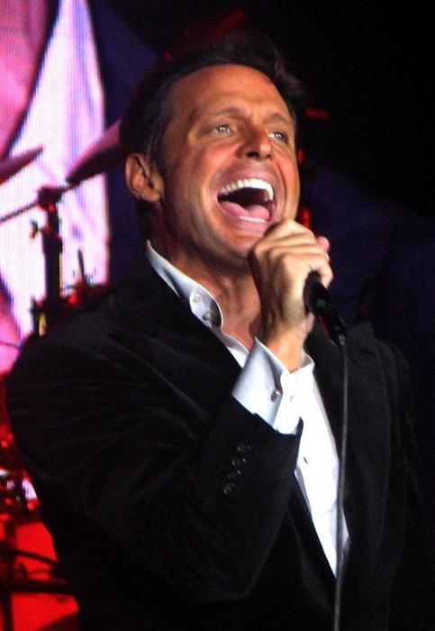 Luis Miguel — batalla de aura de Batalla General