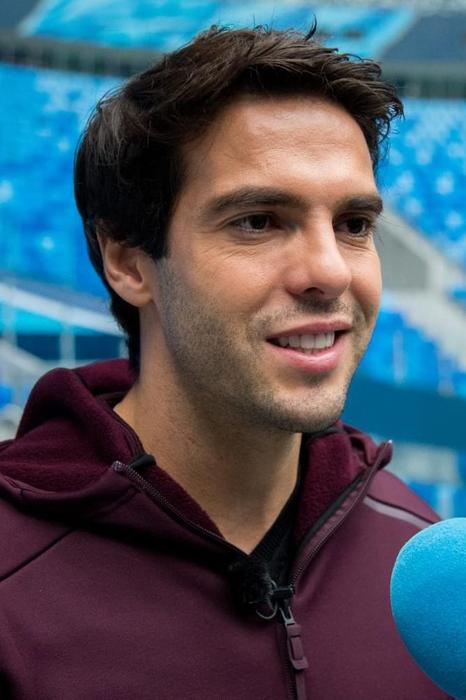 Kaká — batalla de aura de Brasil