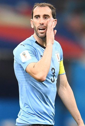 Diego Godín — batalla de aura de Uruguay